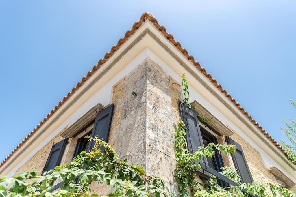 Villa Aiolia Kondoyenádha Exterior foto